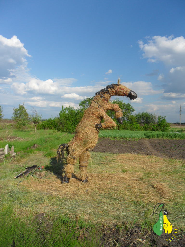 Horse made of hay